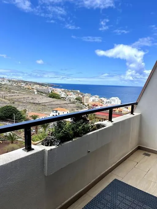 Apartamento Atico En Bajamar Con Vistas Al Mar Y Al Teide